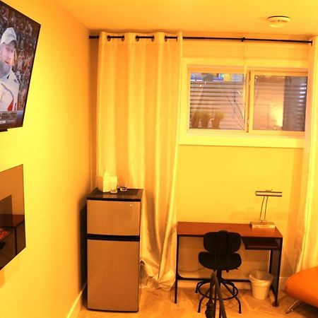 Ritchie B&B Edmonton Buitenkant foto