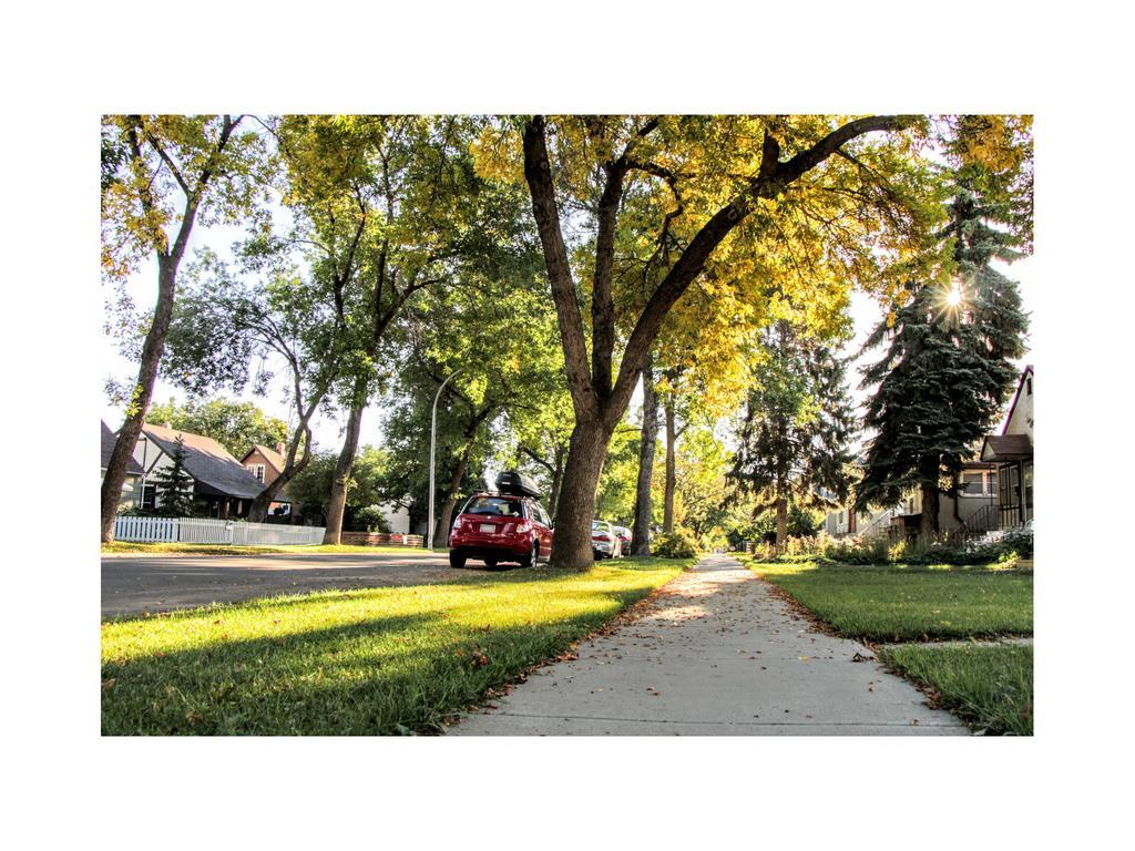 Ritchie B&B Edmonton Buitenkant foto