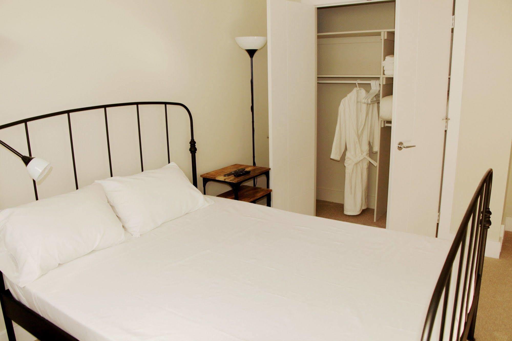 Ritchie B&B Edmonton Buitenkant foto