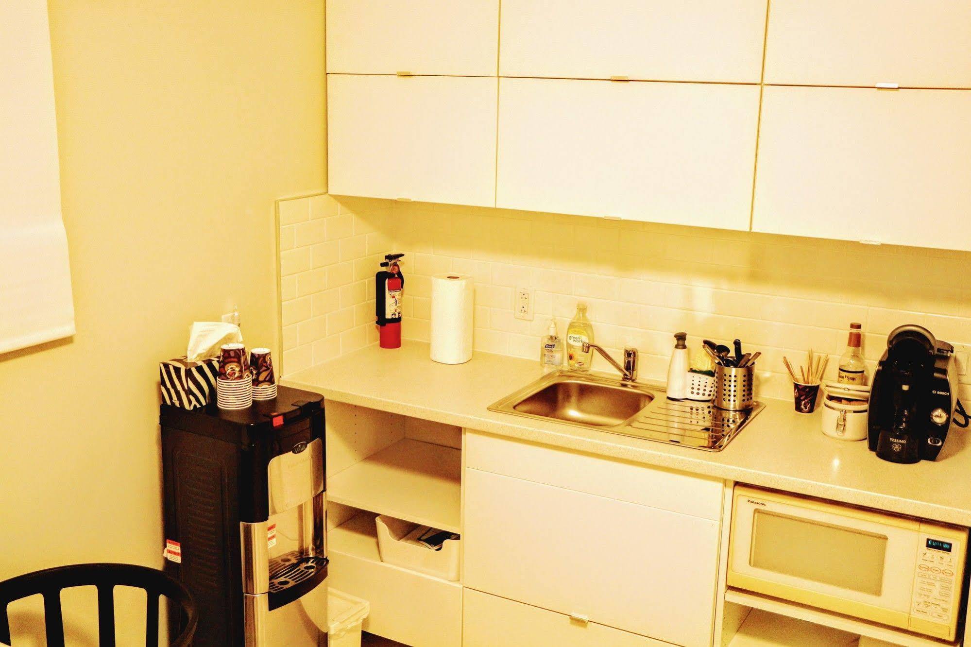 Ritchie B&B Edmonton Buitenkant foto